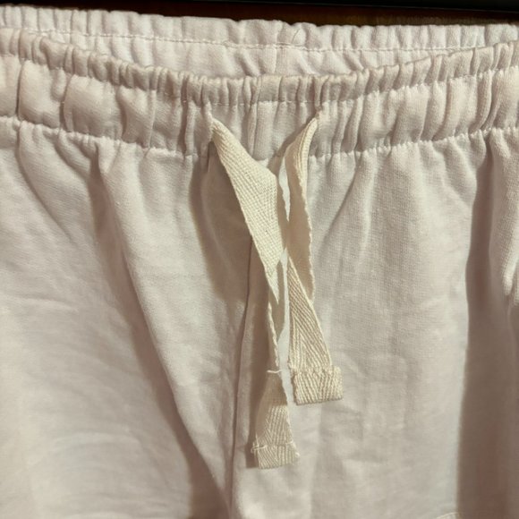 Hot Kiss‎ Medium White Drawstring Loungewear Shorts - Picture 3 of 13